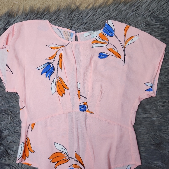 Blouse - Picture 1 of 4